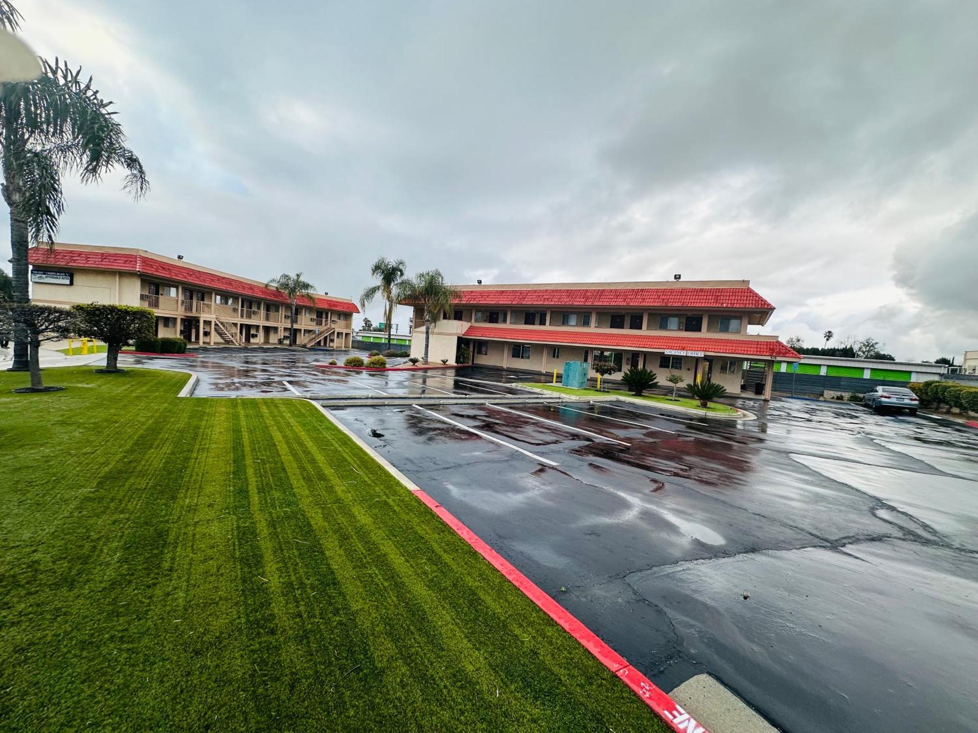 Americas Best Value Inn Calimesa Exterior photo