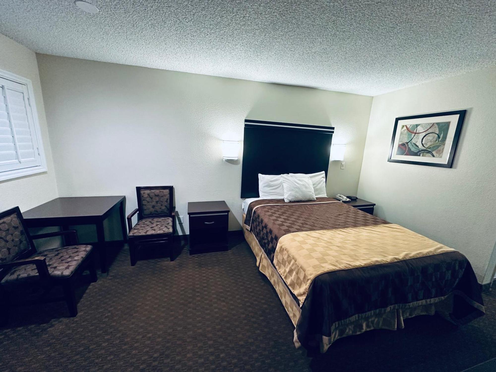 Americas Best Value Inn Calimesa Exterior photo